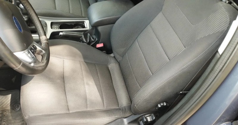 Ford Mondeo cena 26900 przebieg: 249153, rok produkcji 2011 z Wąchock małe 172
